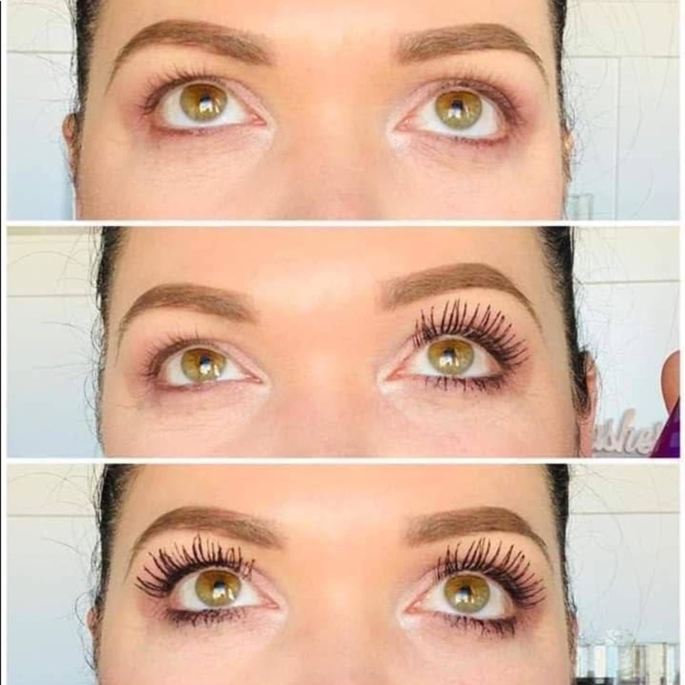 MOODSTRUCK mascara 4D by younique